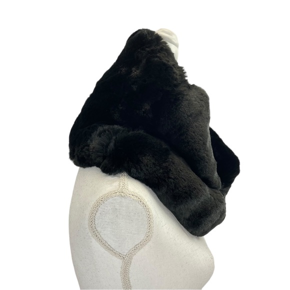 Badgely Mischka Fur Scarf OS Black - Picture 3 of 11